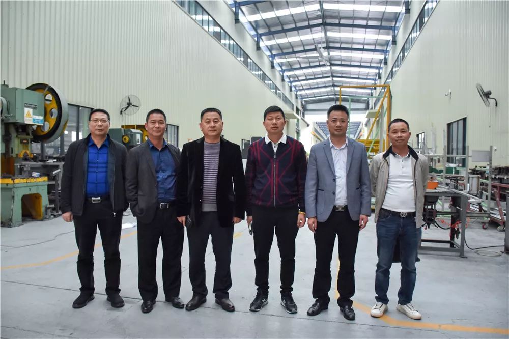 名企走访|夯实基础抓服务 凝心聚力促合作——联合会新年第一场走访活动聚焦幕墙工程